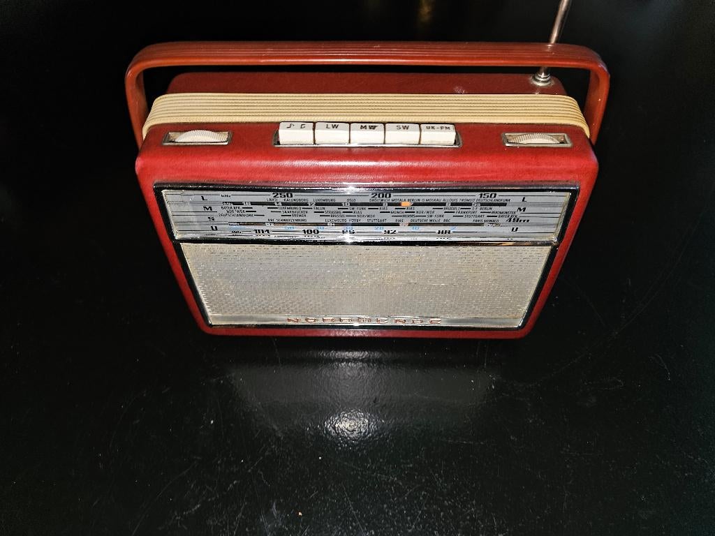 Vintage Radio's uit de jaren 60 omgebouwd tot bluetooth, Ophalen