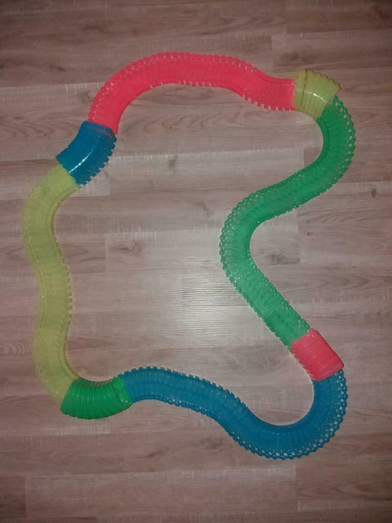 Circuit de voiture flexible néon, Enlèvement, Comme neuf, Circuit