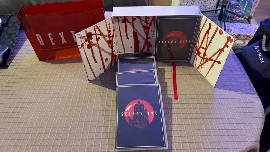 Dexter dvd box The Complete series, Ophalen of Verzenden, Zo goed als nieuw, Thriller, Boxset