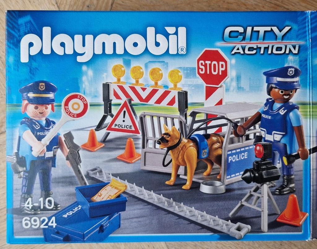 Playmobil 6924 - City Action - Politie en hond, Enlèvement