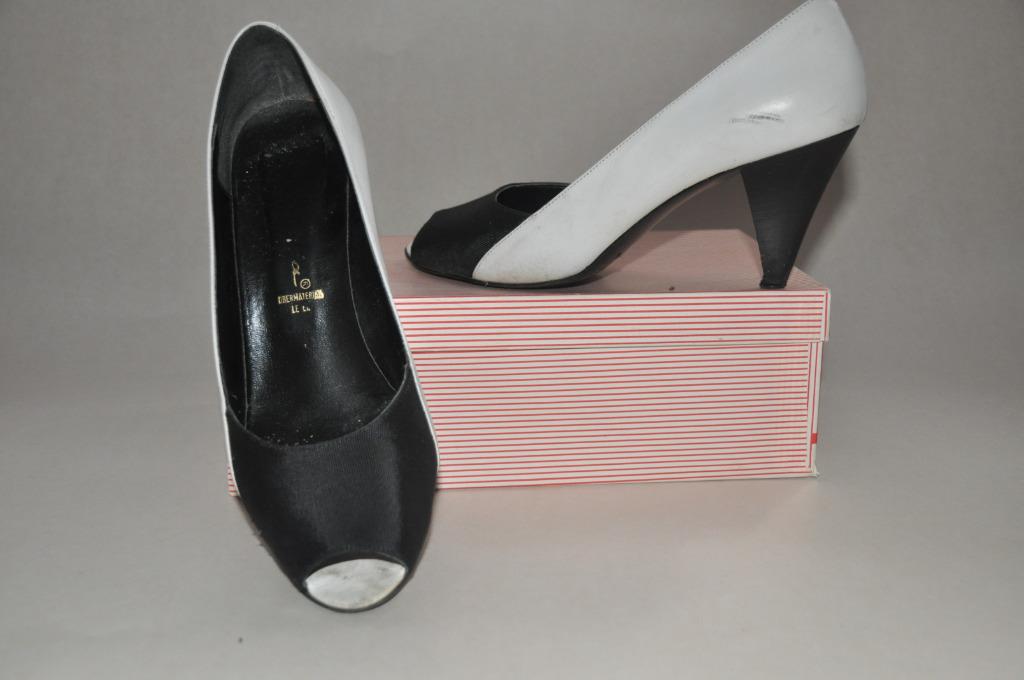 Zwart-witte pumps - maat 38, Pumps, Wit, Ophalen of Verzenden, Lady