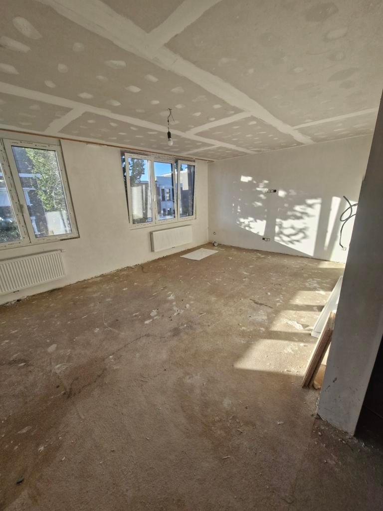 جميع أشغال البناء Renovatie Badkamer tegels plaatsen gyproc, Diensten en Vakmensen, Aannemers