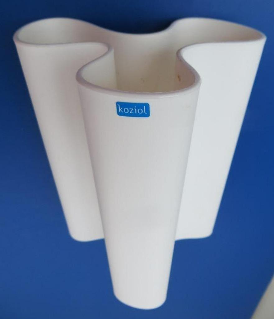 Vase Koziol Clara L, pour fleurs, ustensiles d'écriture, Moins de 50 cm, Enlèvement ou Envoi, Synthétique, Utilisé