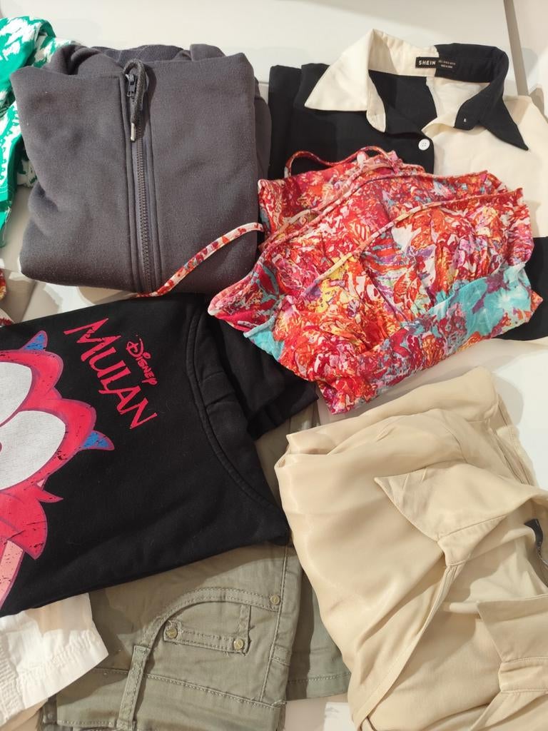 Lot de vêtements 38/40 femme, Enlèvement