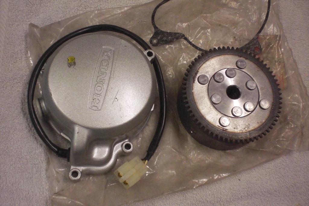 Honda PX PXR PXL 50 ontsteking 12V CDI + vliegwiel NOS, Fietsen en Brommers, Ophalen of Verzenden, Nieuw, Overige typen, Honda