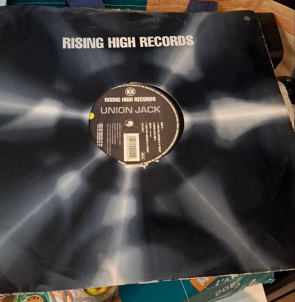 Vinyls house, Ophalen, Zo goed als nieuw