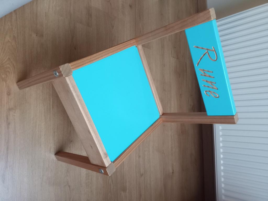 kinder stoeltje met naam Rune, Ophalen, Zo goed als nieuw
