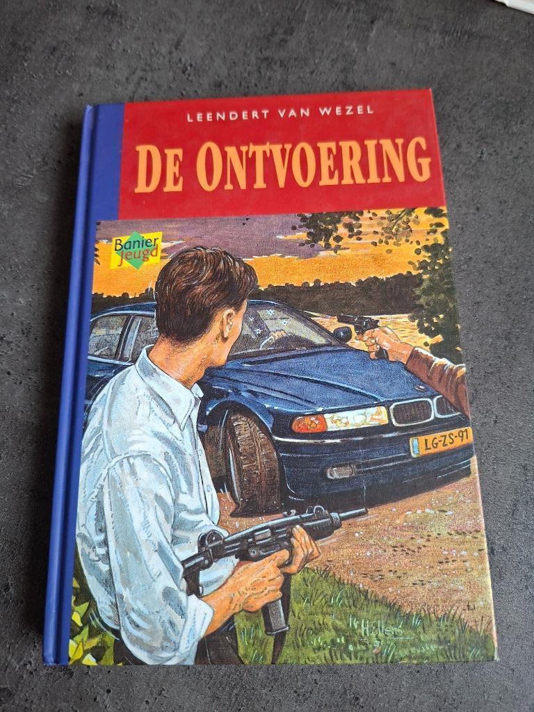 Leendert Van Wezel: De ontvoering NIEUWSTAAT, Leendert Van Wezel, Ophalen of Verzenden, Zo goed als nieuw, Fictie