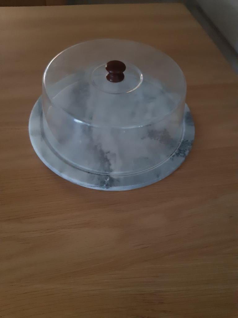 Cloche en verre avec couvercle en plastique., Enlèvement ou Envoi, Neuf