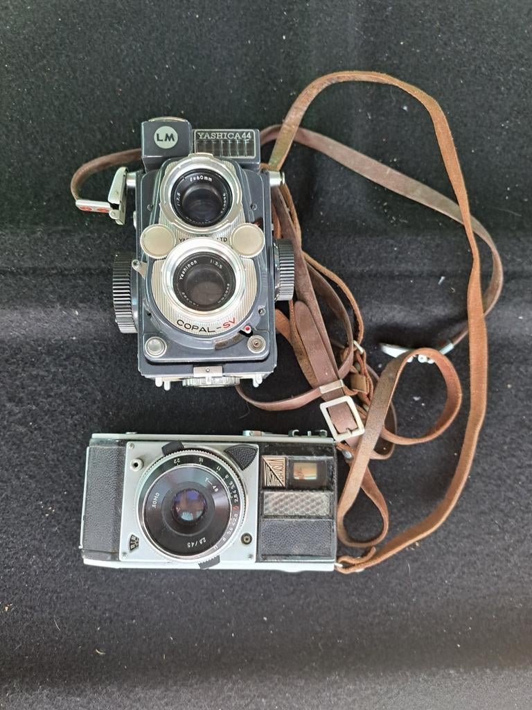 Appareil photo voskhod, yashica 44, konica extension bellows, Enlèvement ou Envoi, Comme neuf, Konica