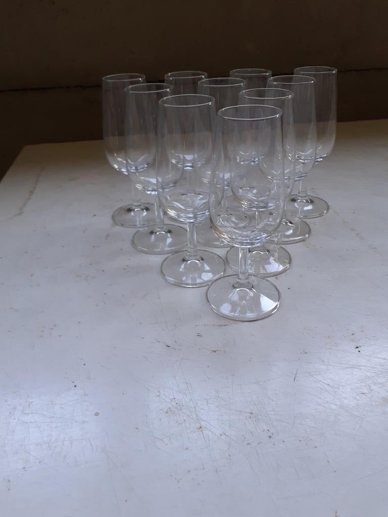 10 verres apéritif, Enlèvement ou Envoi, Comme neuf
