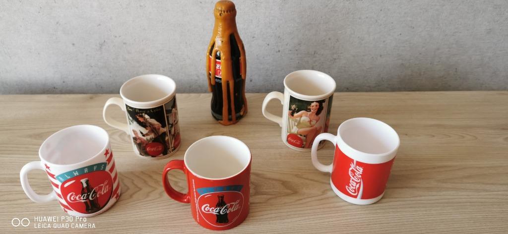 Mugs "coca" +bouteille, Enlèvement, Comme neuf, Autres types