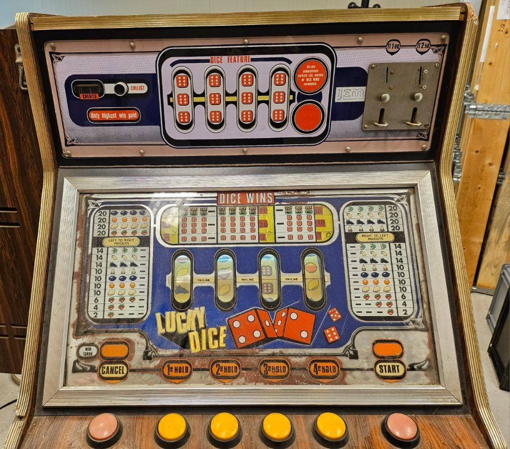 Antieke gokkast speelkast Lucky Dice, Verzamelen, Automaten | Gokkasten en Fruitautomaten, Ophalen, Gebruikt