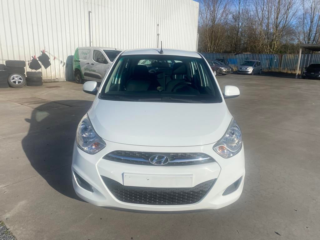 Hyndai, Auto's, Bestelwagens en Lichte vracht, Euro 5, Stof, Zwart, Wit