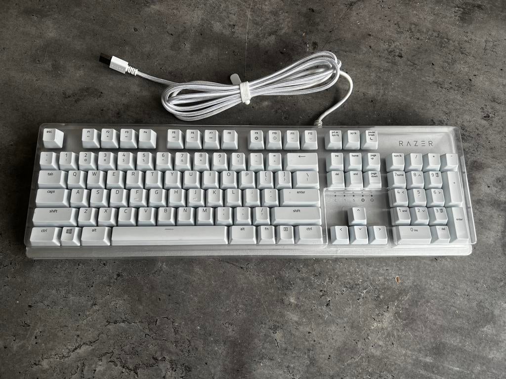 Razer Huntsman (édition blanche), Clavier gamer, Enlèvement ou Envoi, Comme neuf, Filaire