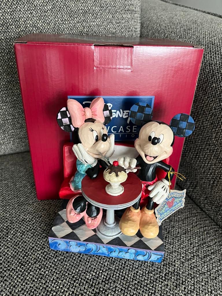 Disney traditions by jim shore mickey and minnie, Collections, Disney, Enlèvement, Mickey Mouse, Comme neuf, Statue ou Figurine