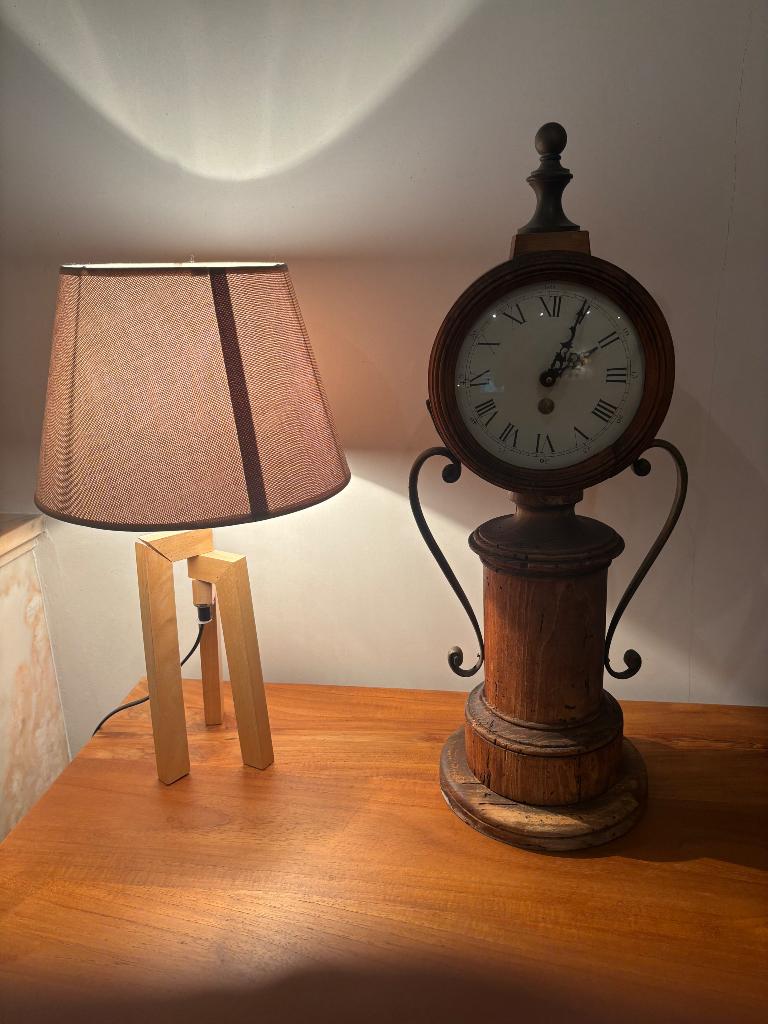 Horloge ancienne, Enlèvement
