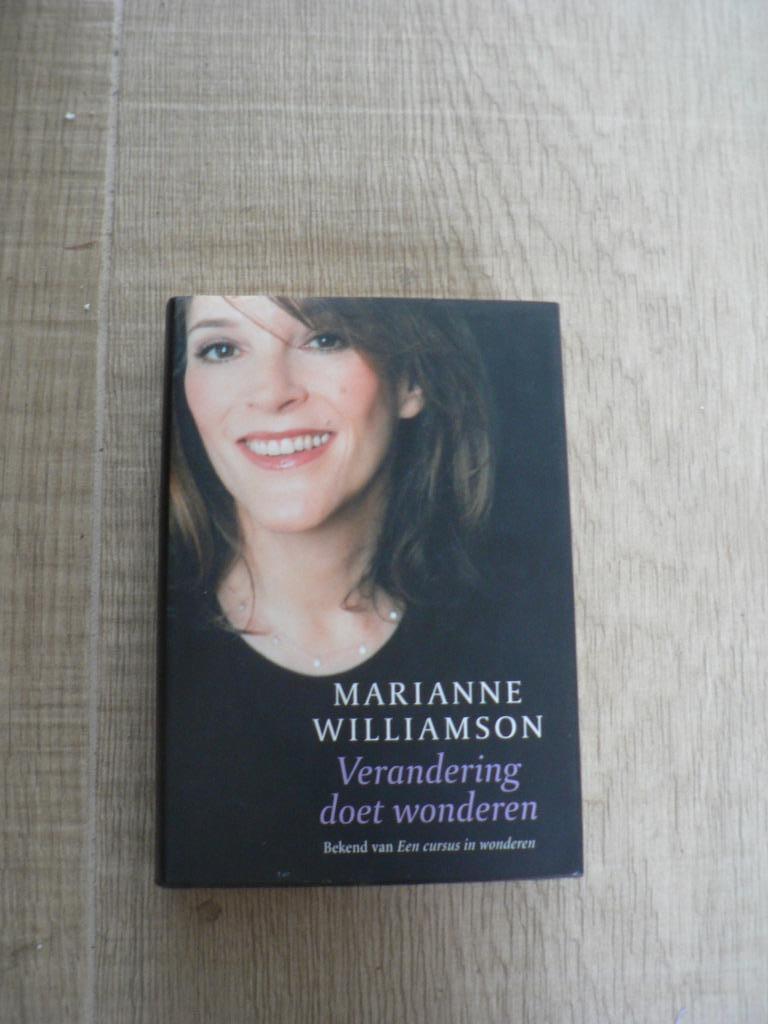 Verandering doet leven Marianne Williamson, Livres, Psychologie, Enlèvement ou Envoi, Psychologie cognitive, Comme neuf, Marianne Williamson