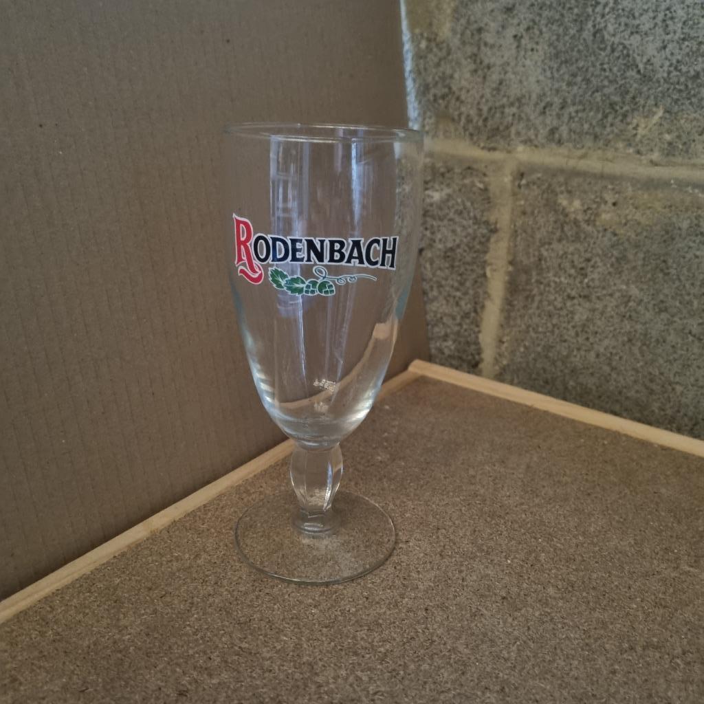Verre Rodenbach (modèle 4), Ophalen of Verzenden, Gebruikt, Glas of Glazen, Overige merken