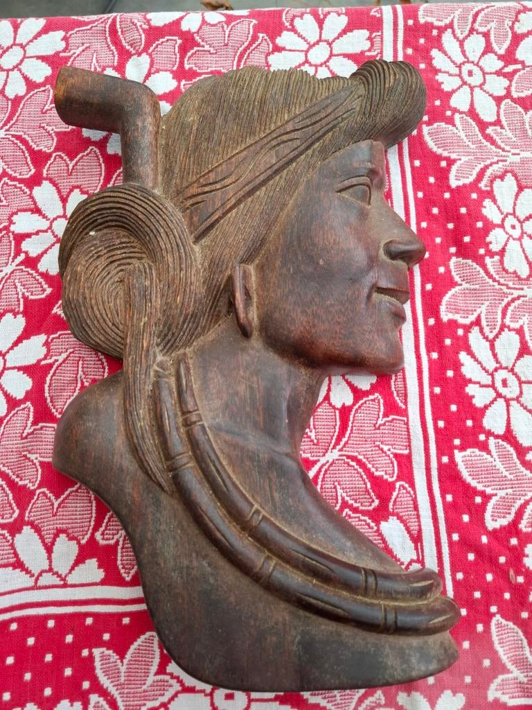 Met de hand gesculpteerd gezicht van een Fillipijnse vrouw, Ophalen of Verzenden