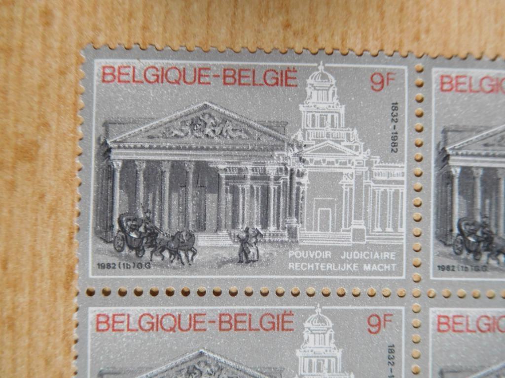26 timbres belges : Palais de justice de Bruxelles, Timbres & Monnaies, Timbres | Europe | Belgique, Enlèvement ou Envoi, Non oblitéré