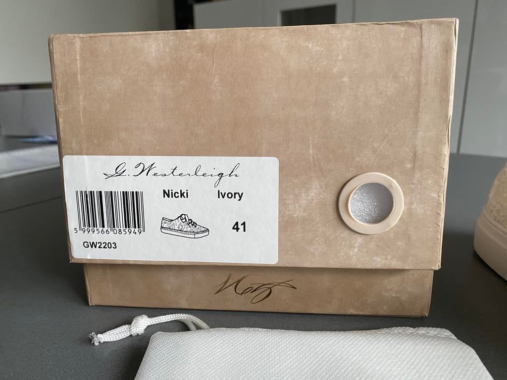 Très belles chaussures de mariée, Enlèvement ou Envoi, Comme neuf