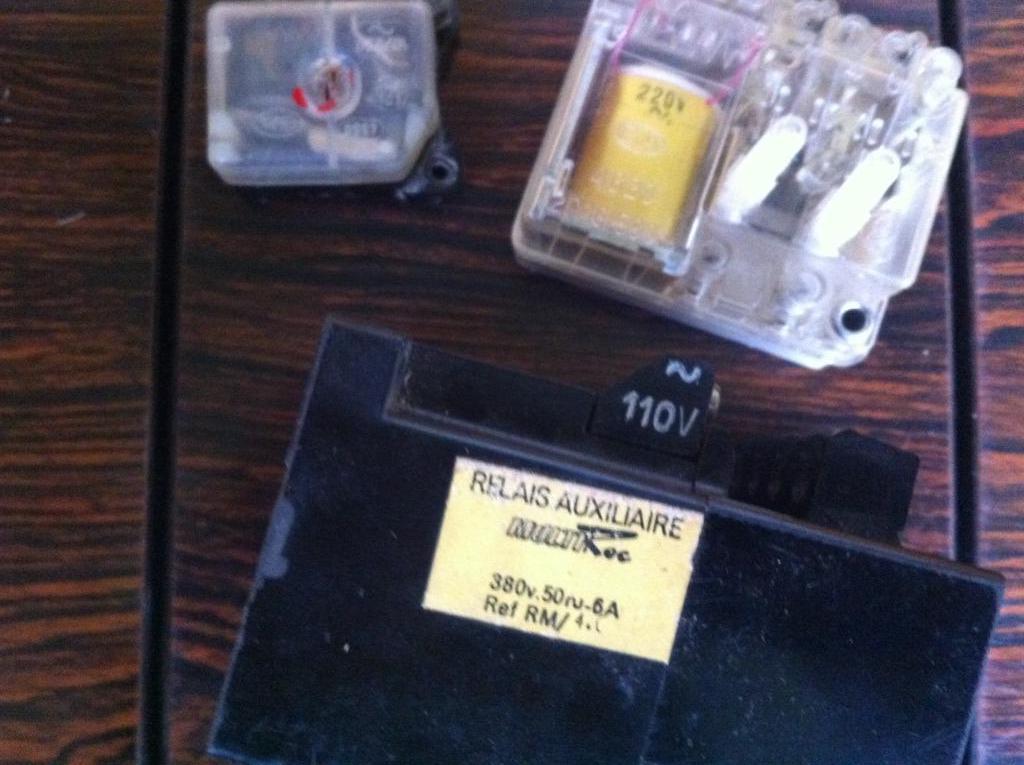 Vintage relais allerlei, Hobby en Vrije tijd, Elektronica-componenten, Ophalen, Gebruikt