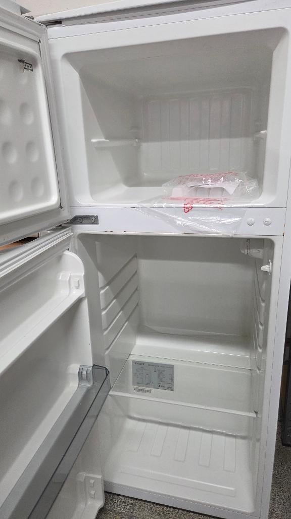 Frigo compact (40cm de large) -  Fonctionne parfaitement, Electroménager, Réfrigérateurs & Frigos, Utilisé, Avec compartiment congélateur