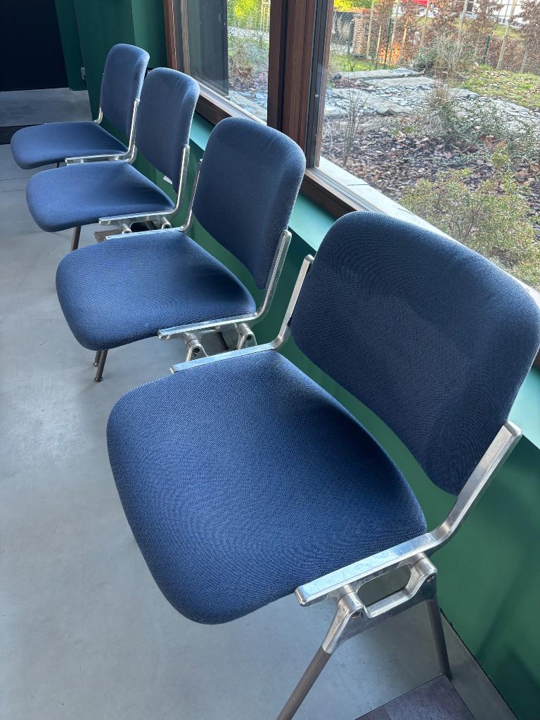 4 Giancarlo Piretti DSC 106 stoelen, Ophalen