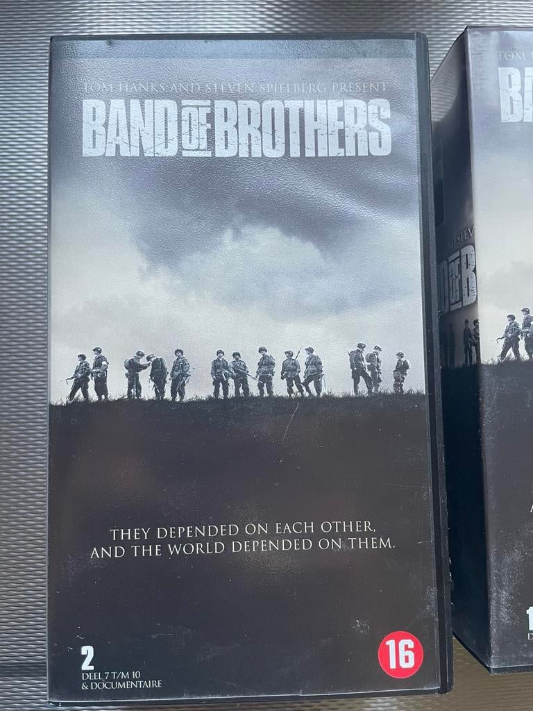 Le coffret vidéo complet de Band of Brothers est nouveau, CD & DVD, Enlèvement, Neuf, dans son emballage