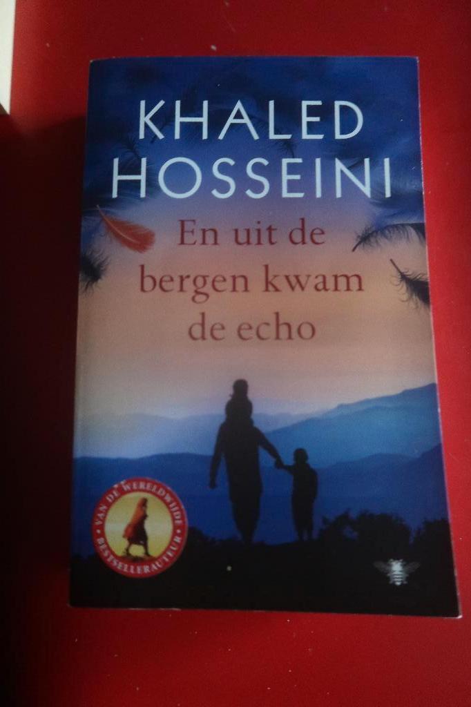 Khaled Hosseini : en uit de bergen kwam de echo, Ophalen of Verzenden, Zo goed als nieuw