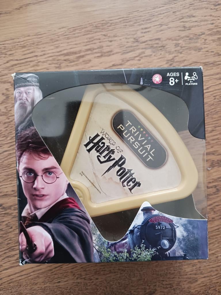 Harry Potter - Trivial Pursuit ENG, Ophalen, Zo goed als nieuw