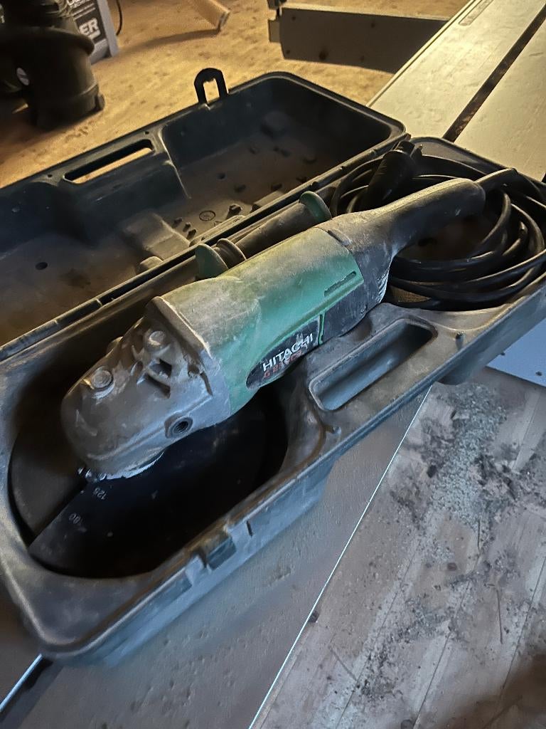 Slijpmachine incl koffer en slijpschijven, Ophalen, Gebruikt, 1000 watt of meer, Haakse handslijpmachine