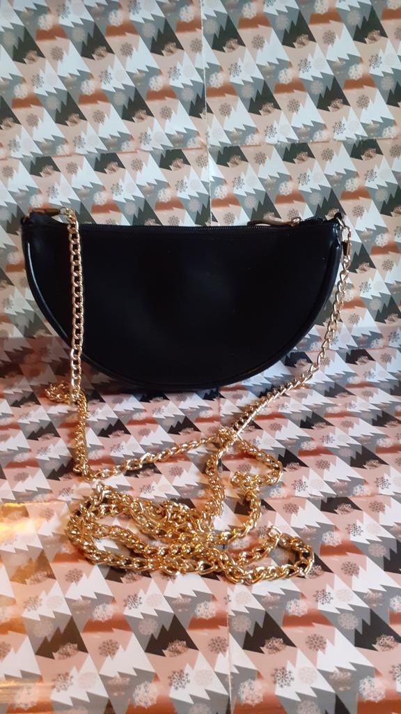sac pochette demi lune skai  bandoulière chaine amovible, Ophalen of Verzenden, Zo goed als nieuw, Zwart, Avondtasje