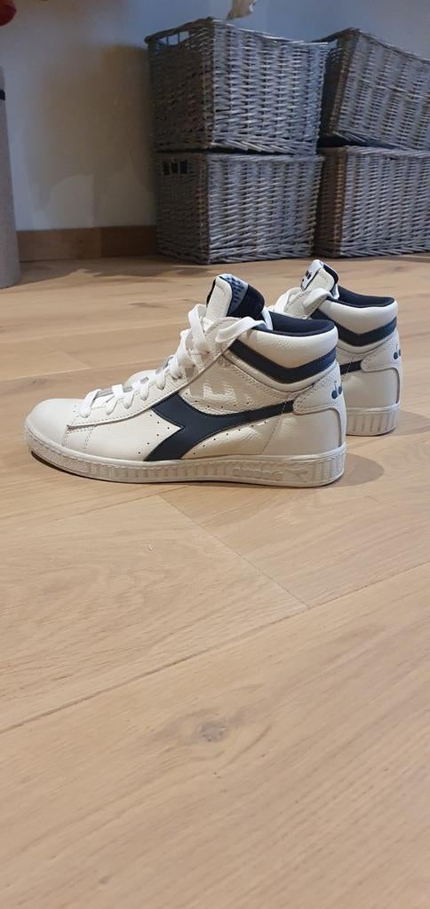 Lederen sneakers van Diadora maat 40.5 nieuw ongedragen, Neuf, Enlèvement, Blanc, Diadora