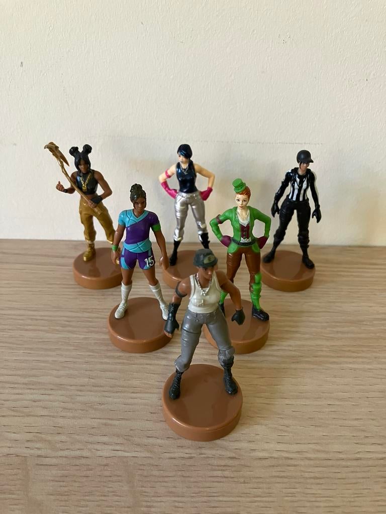 6 figuurtjes Fortnite Women, Verzamelen, Ophalen of Verzenden, Zo goed als nieuw