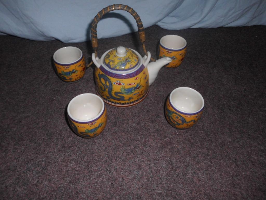 chinees  thee servies, Ophalen