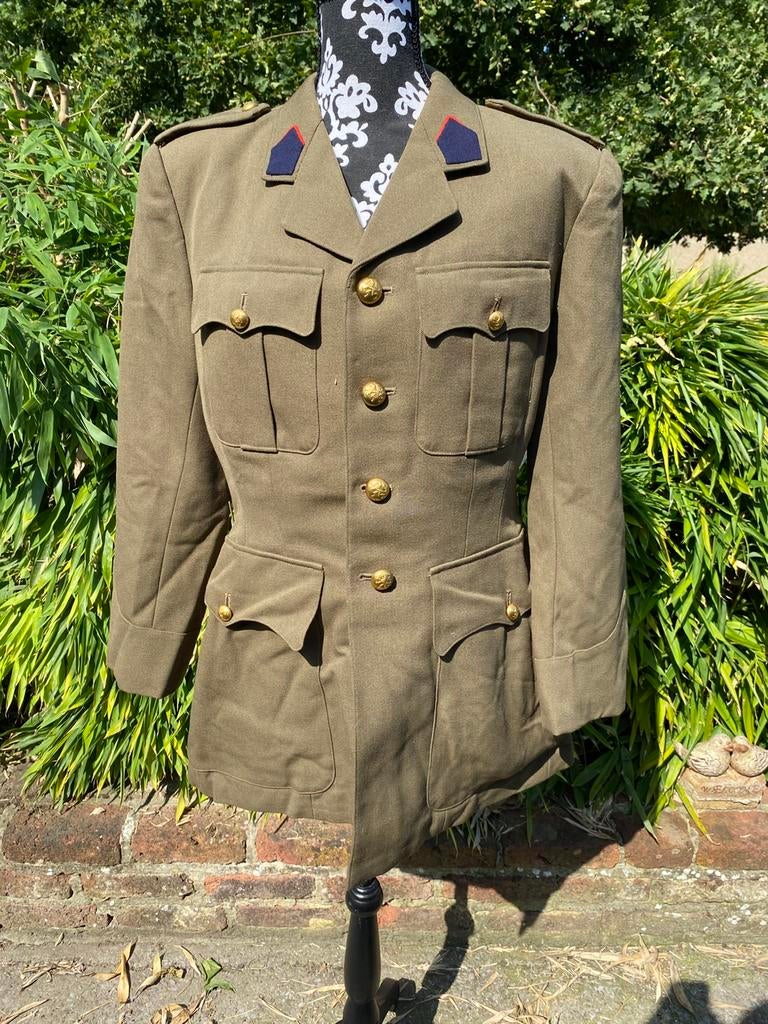 Lot militaria abl, Ophalen