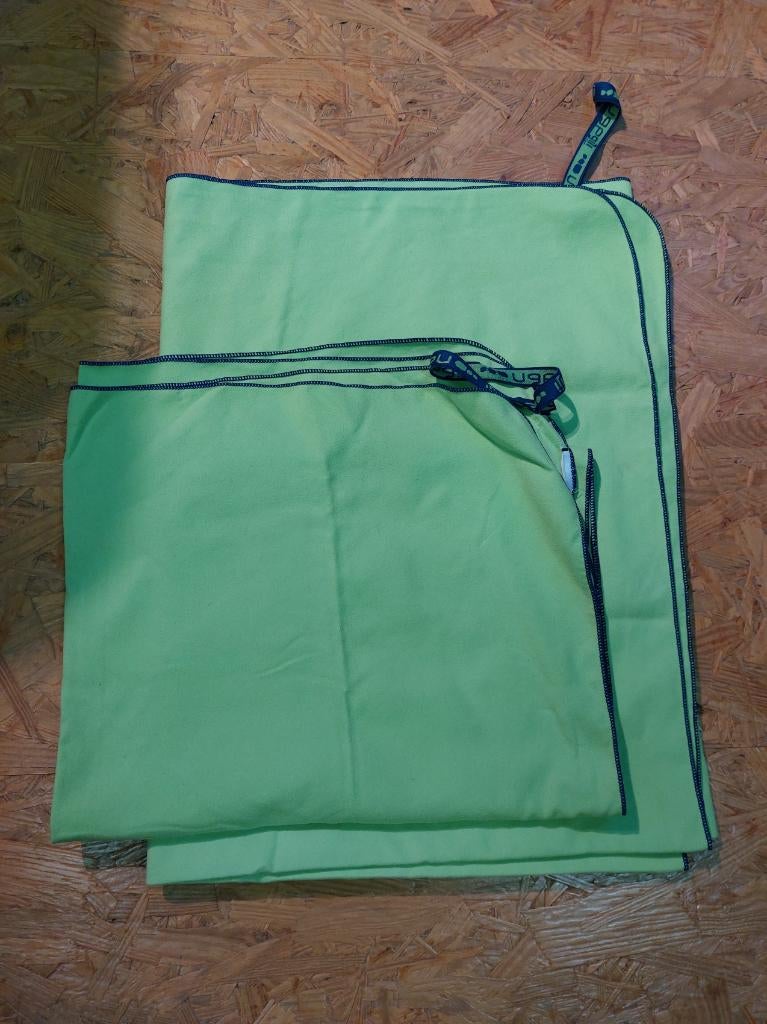 Serviette en microfibre Decatlon Nabaiji, Enlèvement, Comme neuf