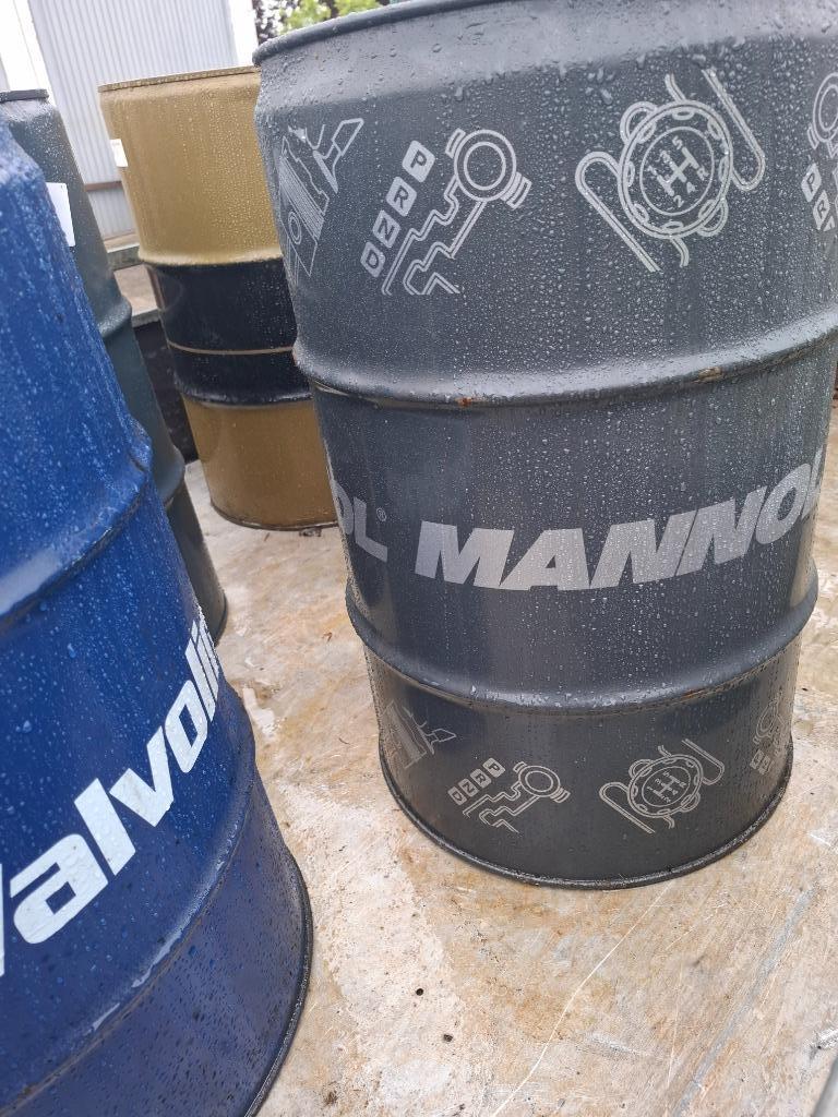 bidon en fer, 40 litres ou plus, Enlèvement, Utilisé, Métal