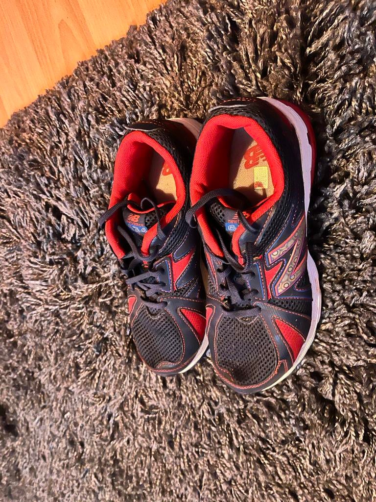 New Balance sneakers 38,5 unisex, Ophalen, Zo goed als nieuw