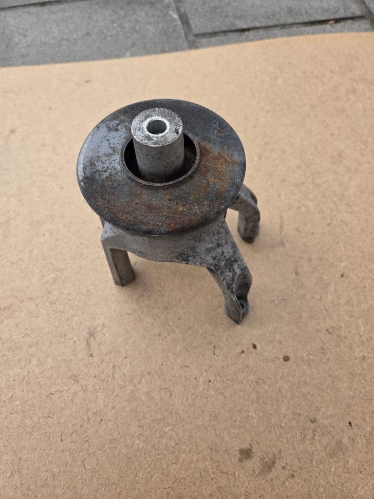 Motorsteun VW T5 2003-2015, Ophalen of Verzenden, Gebruikt, Volkswagen