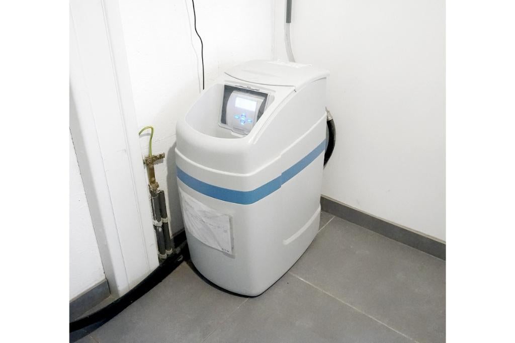 adoucisseur d'eau ecoblue 10 litres MCB Water, Enlèvement, Utilisé