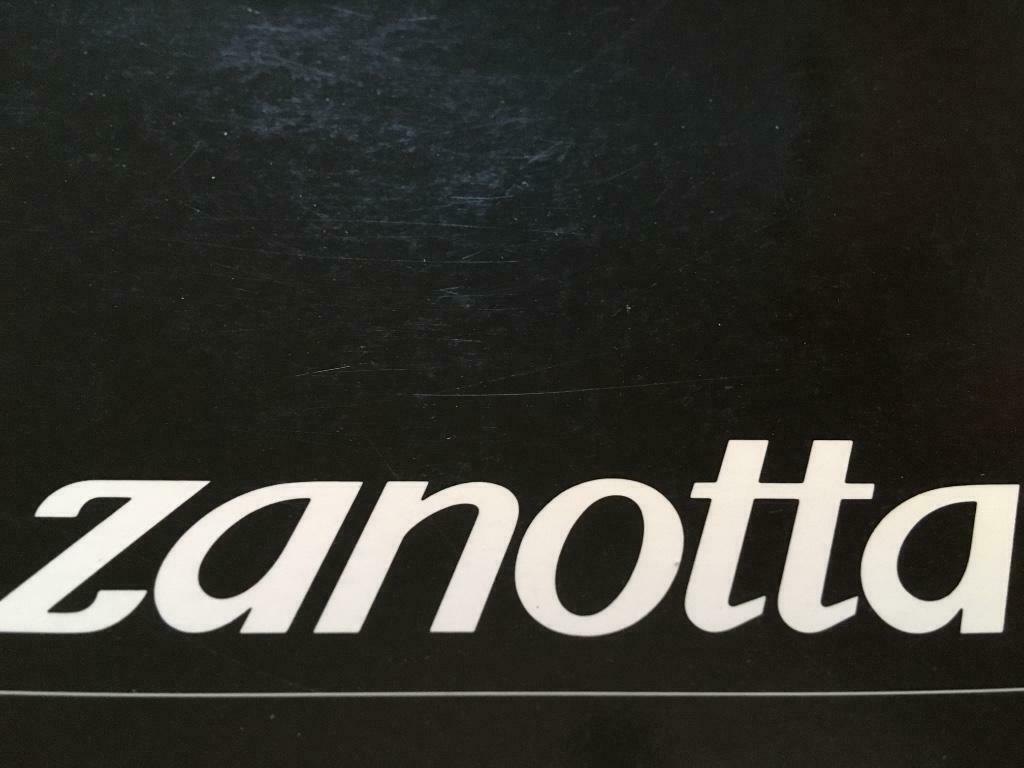Meubles Zanotta Munari Sottsass Branzi Mendini Mollino, Enlèvement ou Envoi, Comme neuf, Autres sujets/thèmes