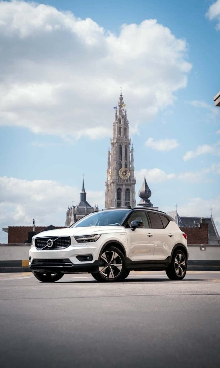 Volvo XC40 in nieuwe staat., Auto's, Wit, Leder, Dealer onderhouden, Te koop