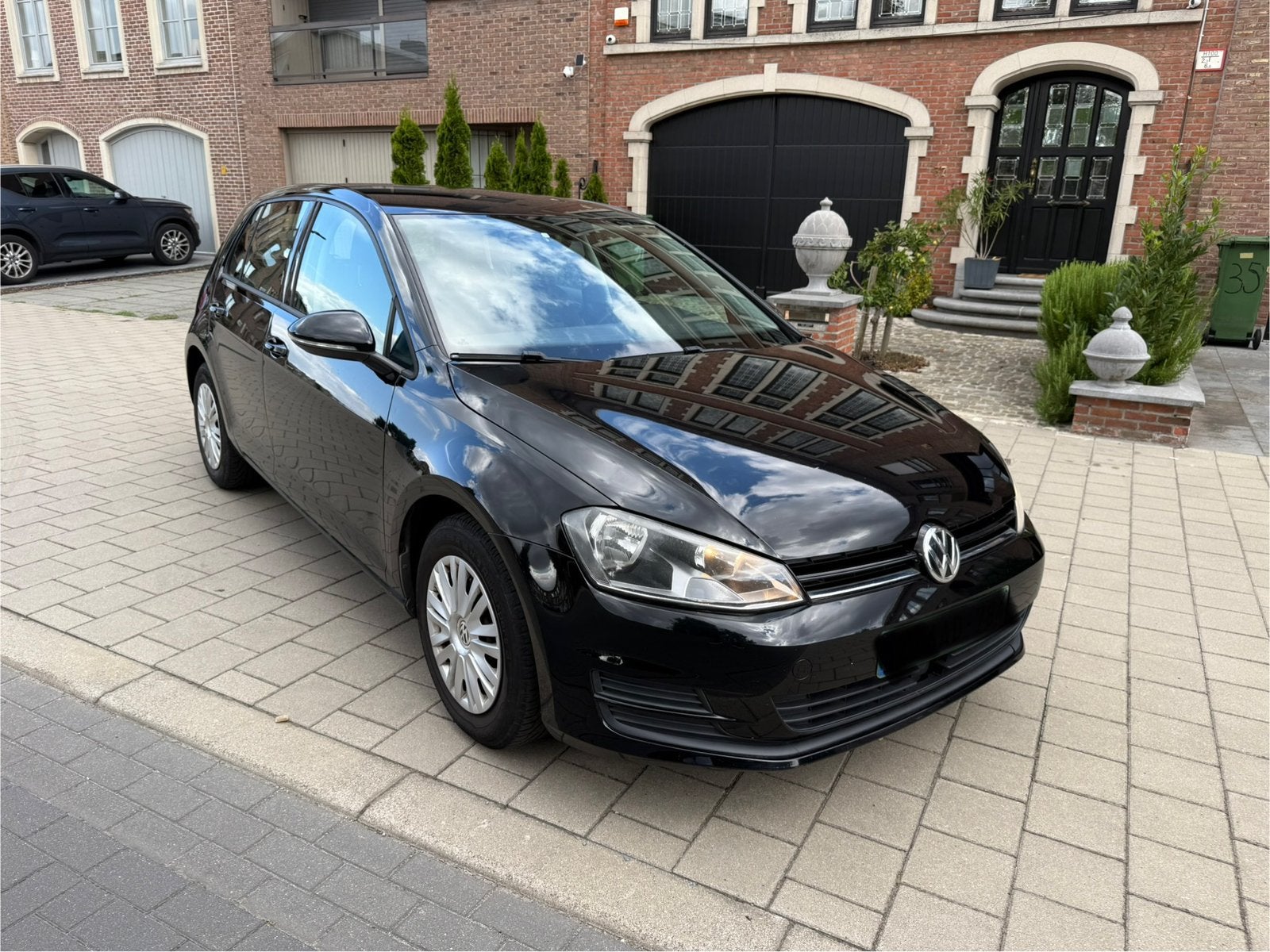 Volkswagen golf 7 1.2 Benzien 22.12.2014 dkm 161.000, Auto's, Voorwielaandrijving, Euro 5, Zwart, Golf
