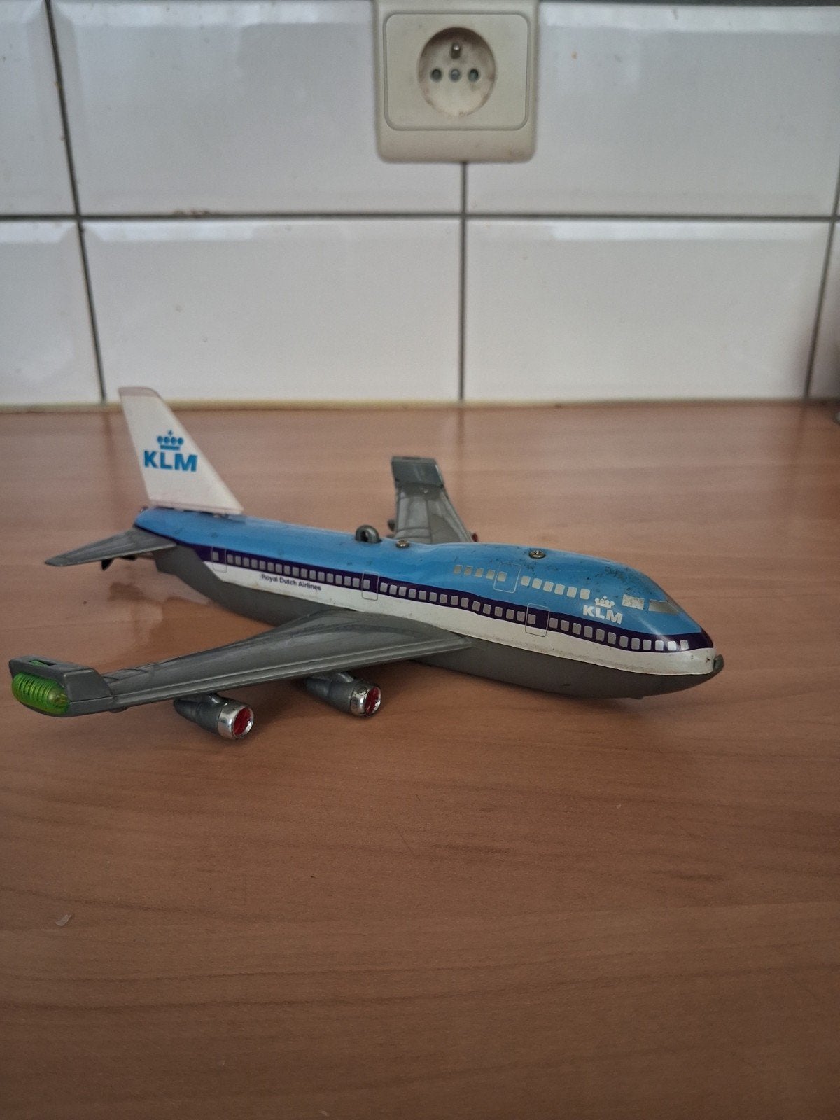 Maquette d'avion KLM Boeing 747, Enlèvement ou Envoi