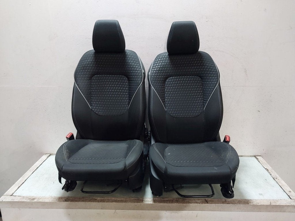 INTERIEUR Ford Fiesta 7 (01-2017/07-2023), Auto-onderdelen, Gebruikt, Henry-Ford-Straße  1
50735  Köln, DE, Ford-Werke GmbH, Kunden@ford.com