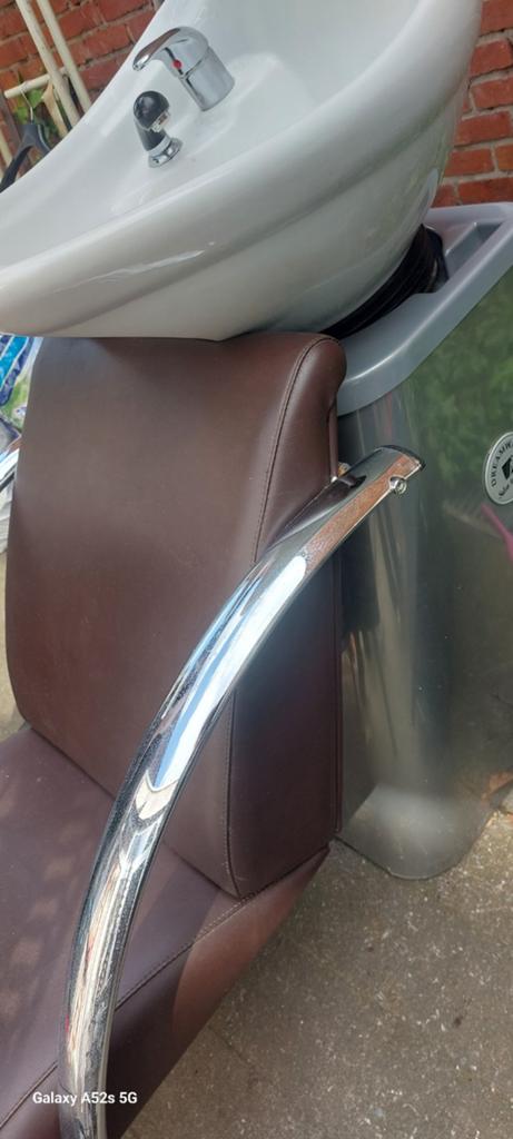 GRATIS wasbakken 2 STUKS MET LEIDINGEN GEEL 2440, Motoren, Ophalen