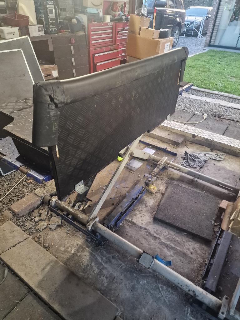 scheidingswand range rover sport lichte vracht, Ophalen, Gebruikt, Land Rover